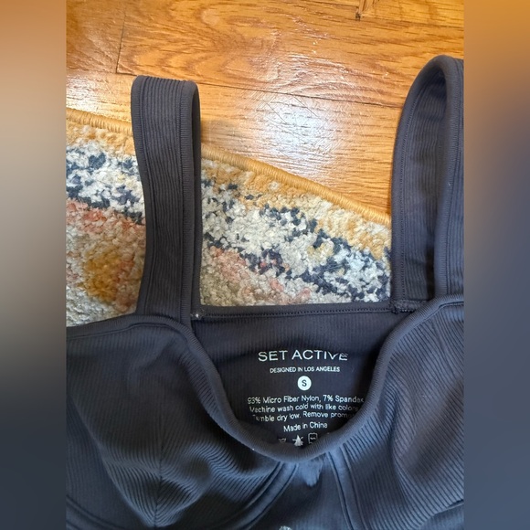 SET Active Set - Picture 4 of 4